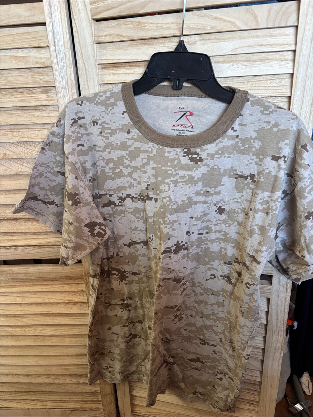 Rothco Desert Digital Camo Short Sleeve Tee - Tan and Brown Large